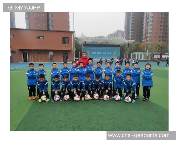 提升足球教练技能的专业培训班助你成为优秀教练的最佳选择 提升足球教练技能的专业培训班助你成为优秀教练的最佳选择